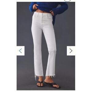 MOTHER The Insider Mid-Rise Crop Step.Fray White Jeans in Fairst of Them All
